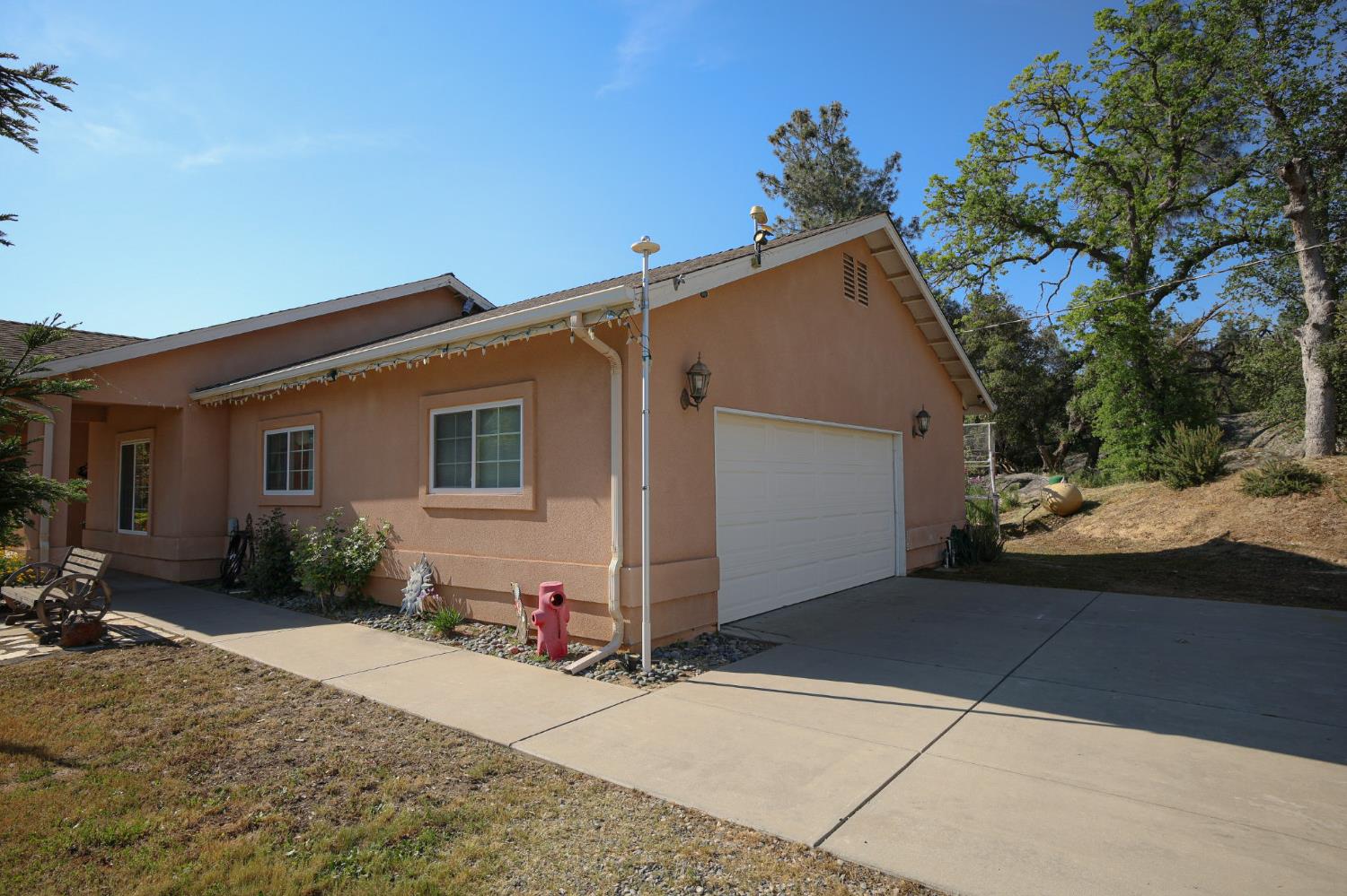 41121 Long Hollow Dr, Coarsegold, CA 93614