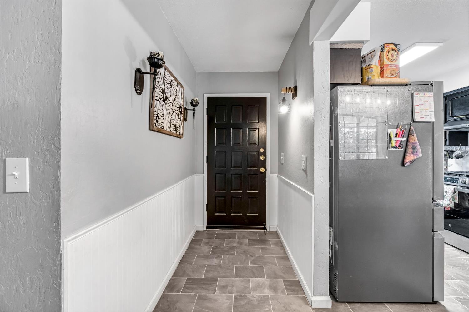 362 W Ashcroft Ave, Clovis, CA 93612