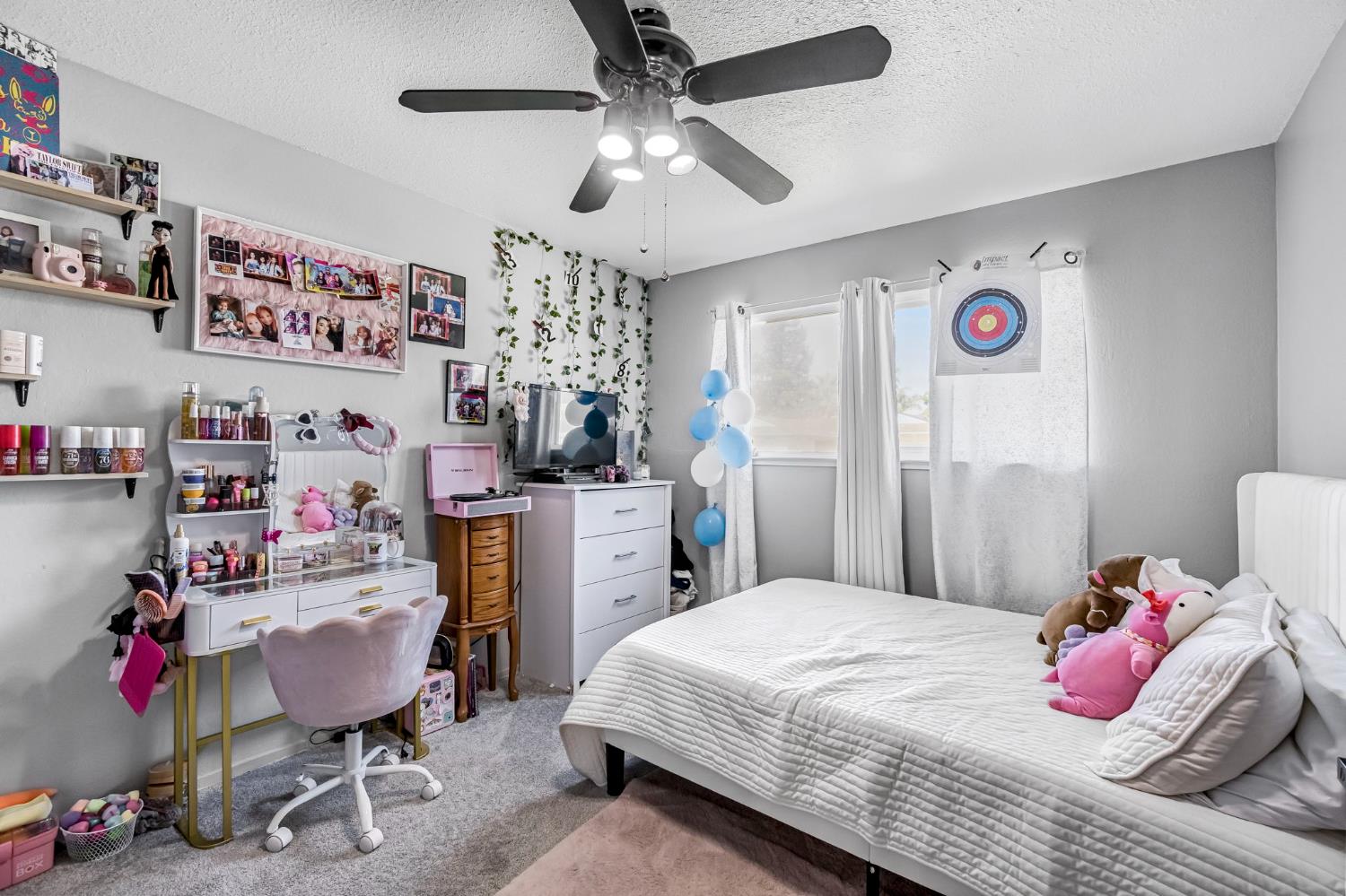 362 W Ashcroft Ave, Clovis, CA 93612