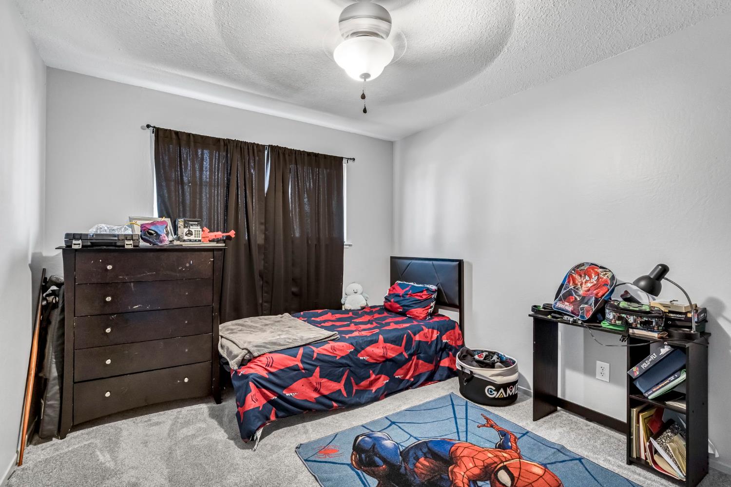 362 W Ashcroft Ave, Clovis, CA 93612