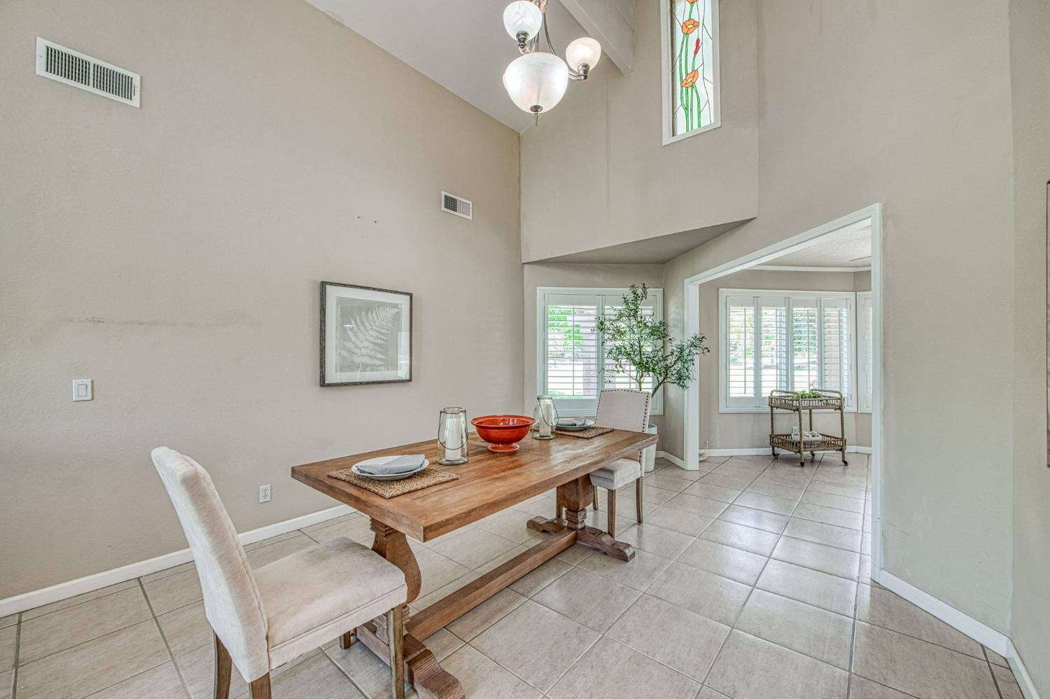 12235 N Willow Ave, Clovis, CA 93619