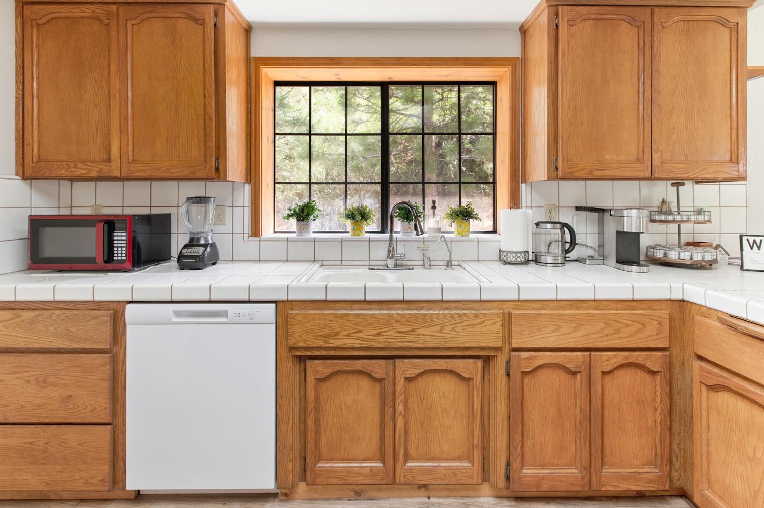 52865 N Highway 245, Miramonte, CA 93641