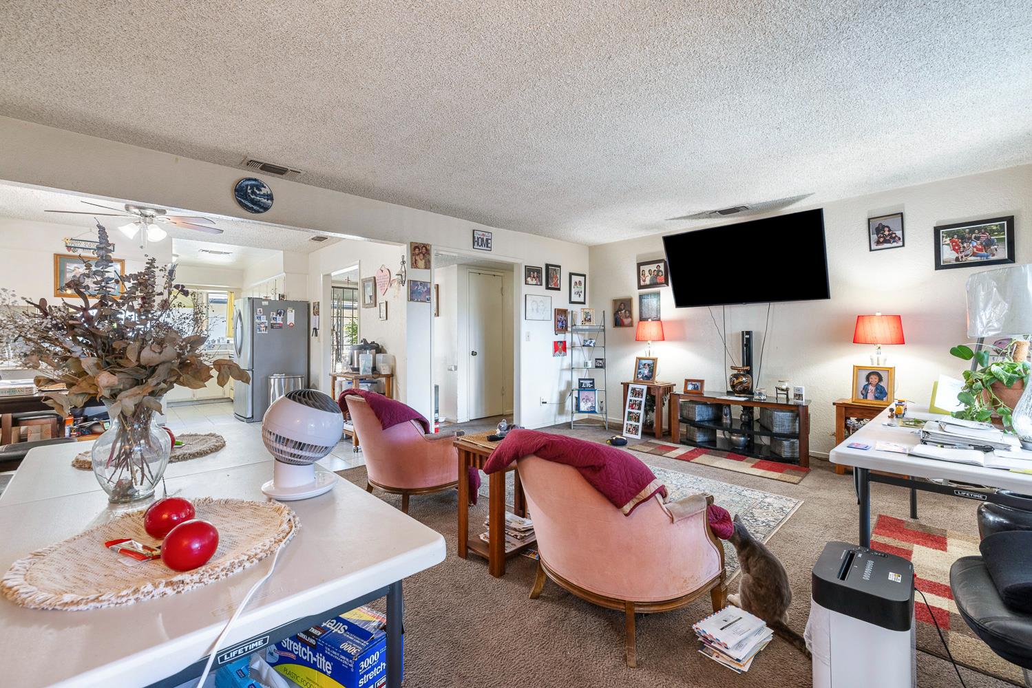 2045 W Simpson, Fresno, CA 93705