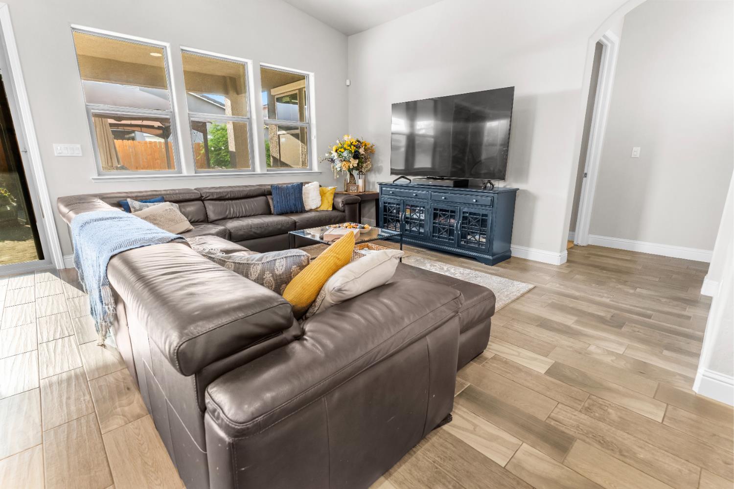 2785 N Armstrong Ave, Fresno, CA 93727