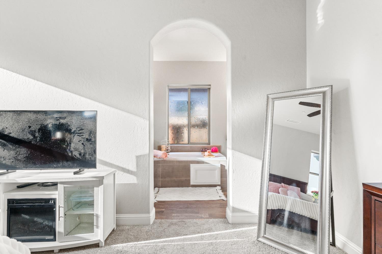 2785 N Armstrong Ave, Fresno, CA 93727