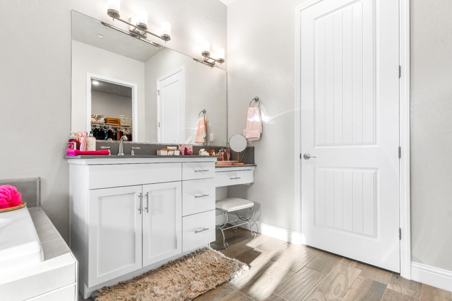 2785 N Armstrong Ave, Fresno, CA 93727