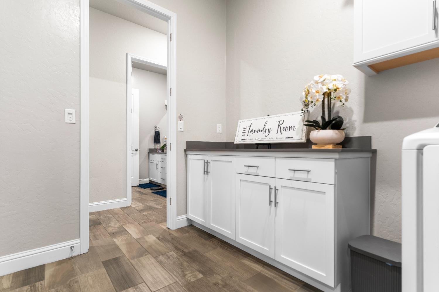 2785 N Armstrong Ave, Fresno, CA 93727