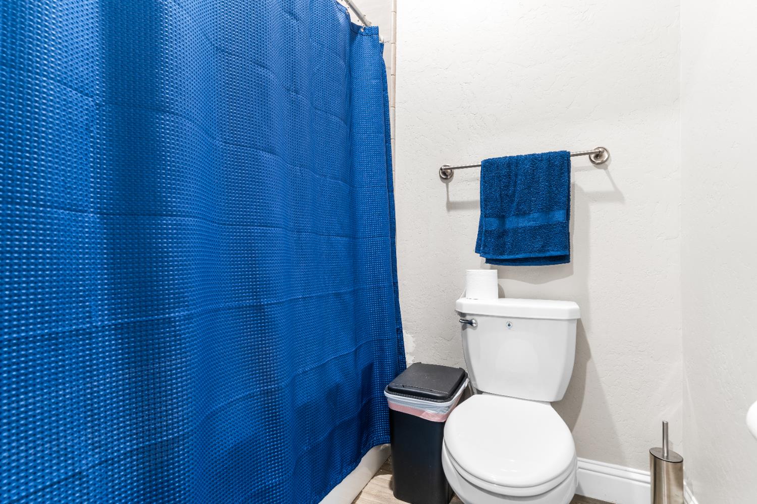 2785 N Armstrong Ave, Fresno, CA 93727