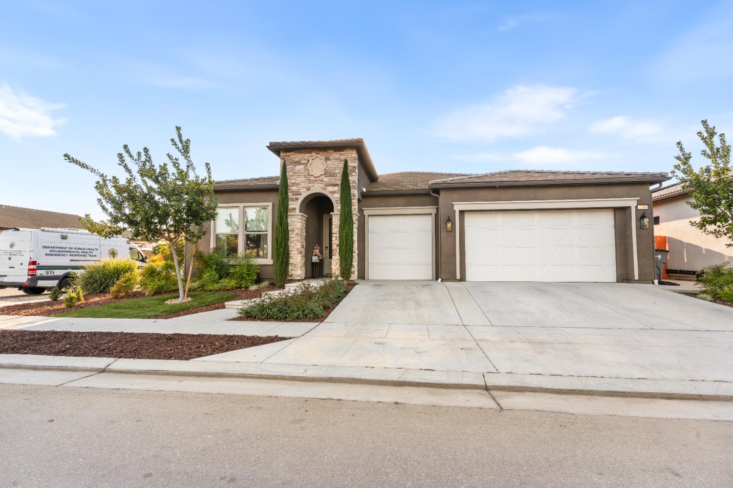 2785 N Armstrong Ave, Fresno, CA 93727