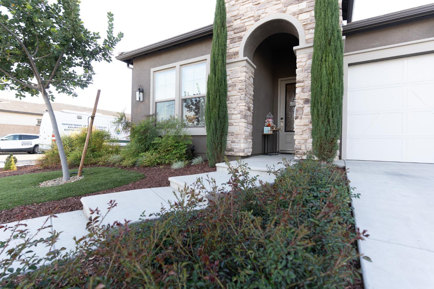 2785 N Armstrong Ave, Fresno, CA 93727