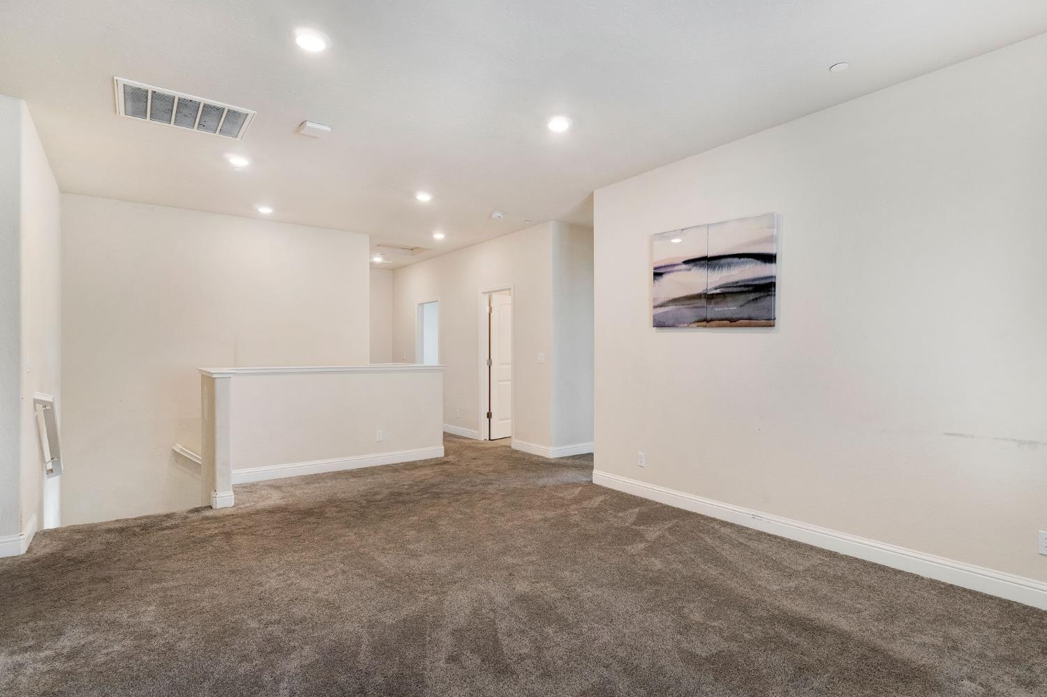 5952 E Truman Ave, Fresno, CA 93727