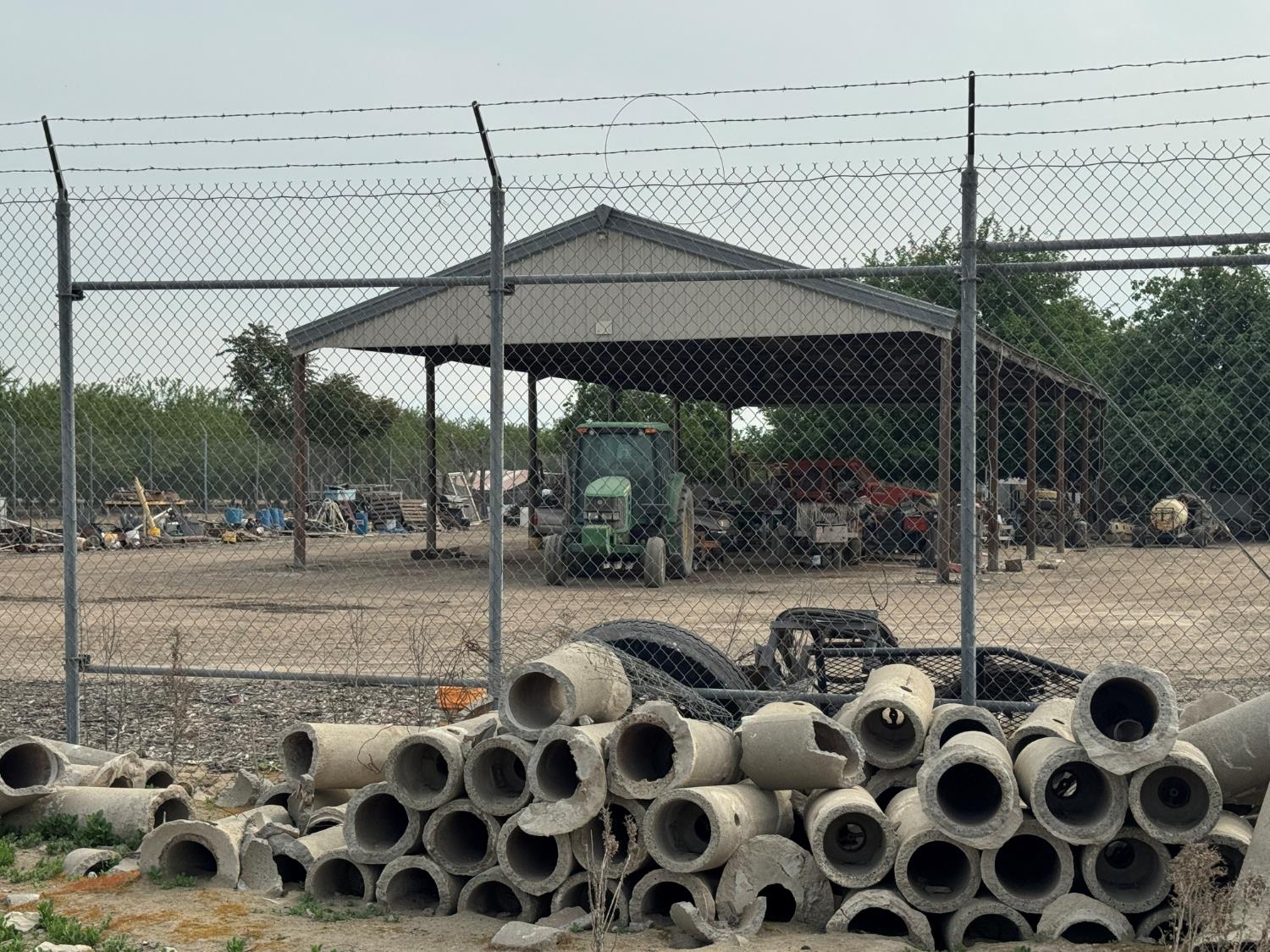 9495 W Kamm Ave, Caruthers, CA 93609