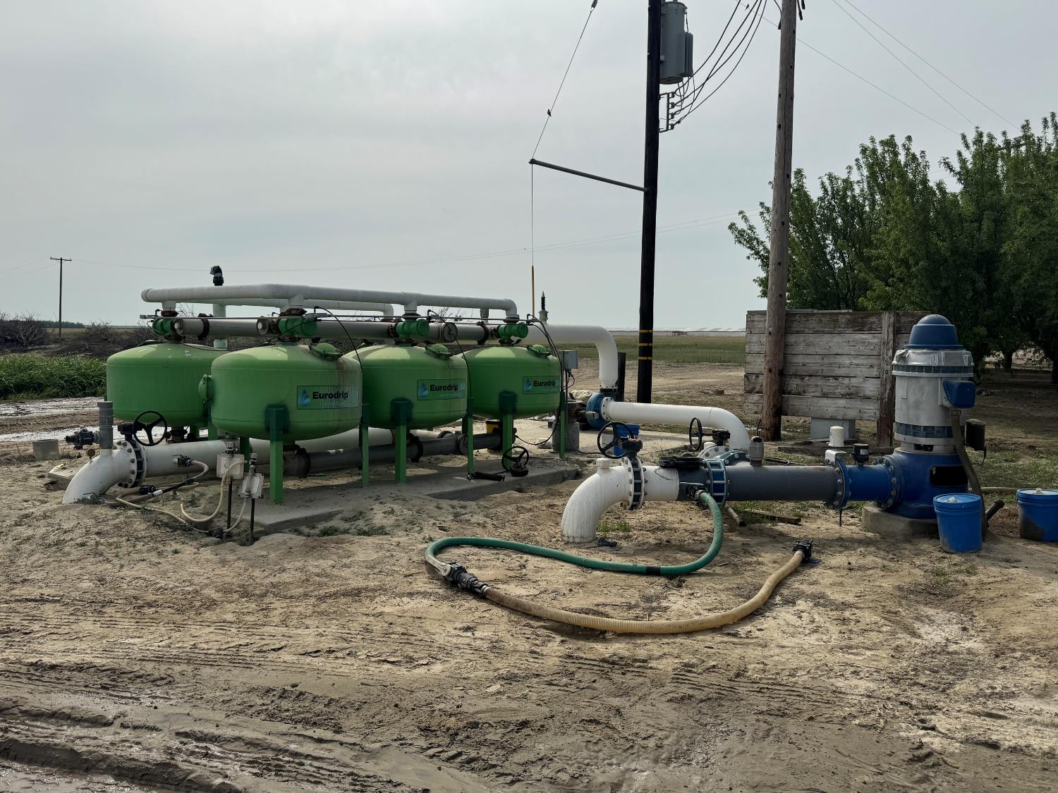 9495 W Kamm Ave, Caruthers, CA 93609