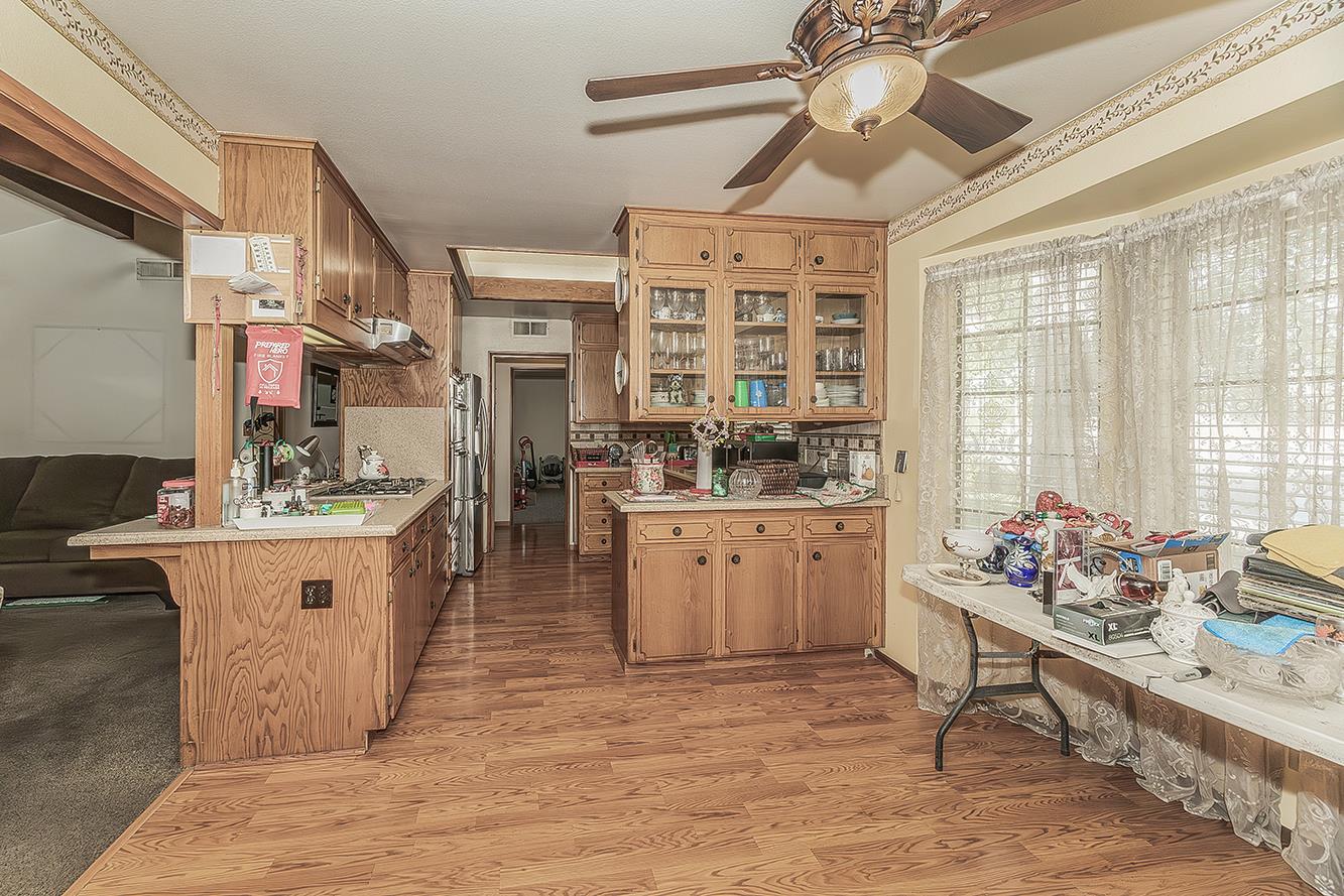 2892 Aspen St, Hanford, CA 93230