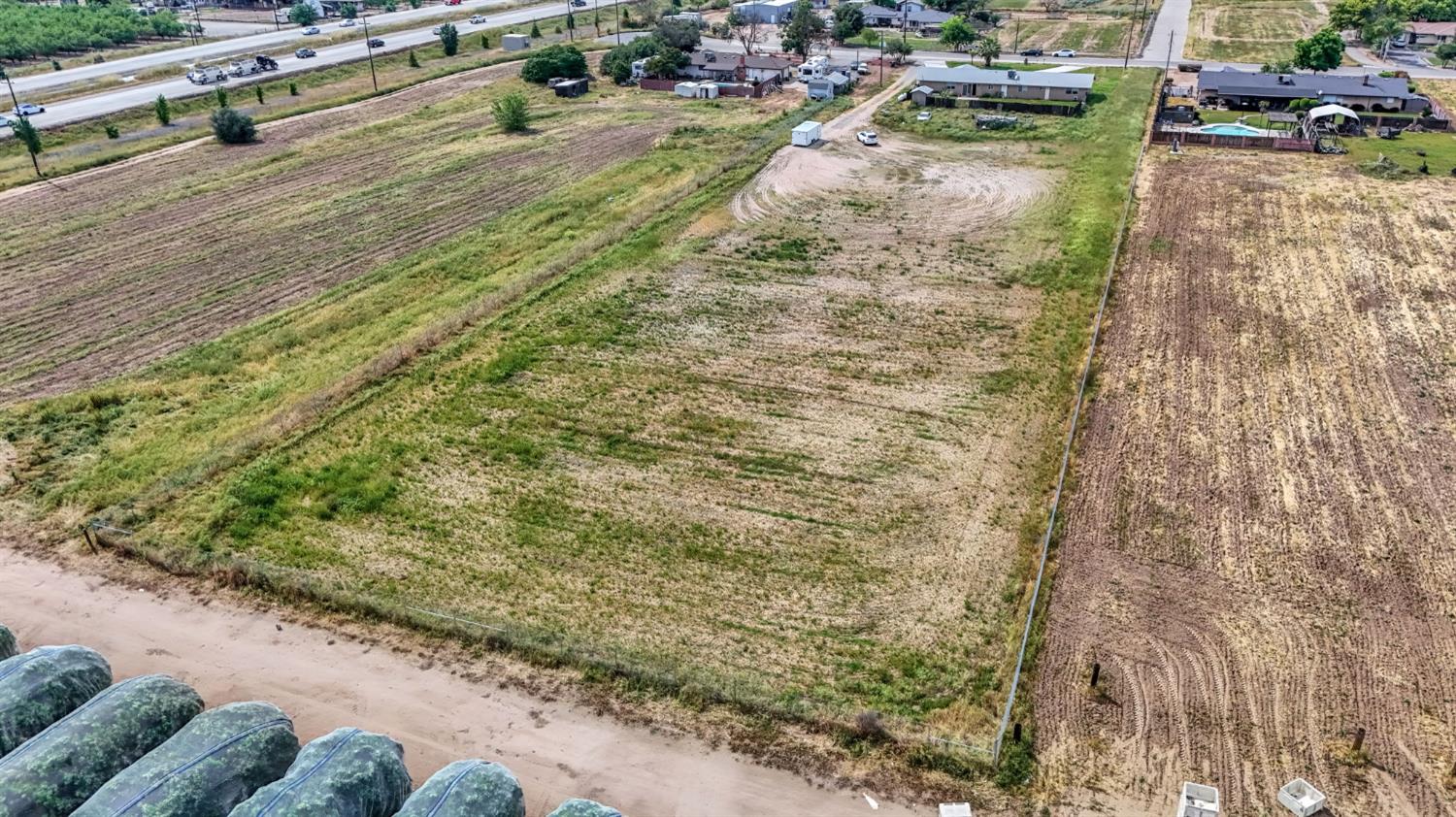 94 N Locan Ave, Fresno, CA 93737