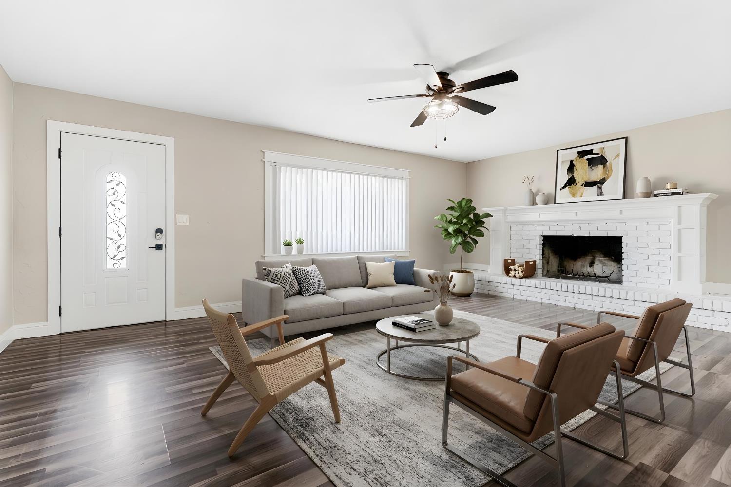 343 Walnut St, Lemoore, CA 93245