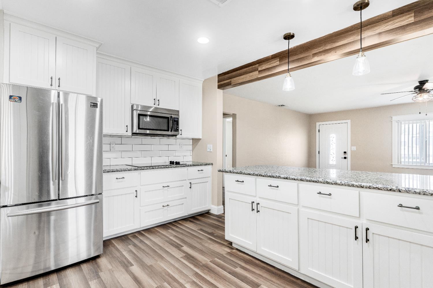 343 Walnut St, Lemoore, CA 93245