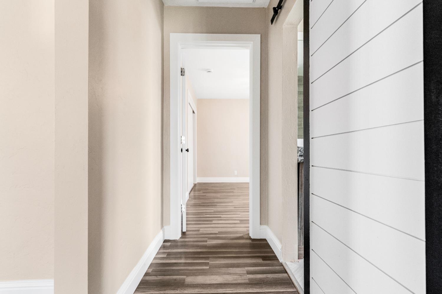 343 Walnut St, Lemoore, CA 93245