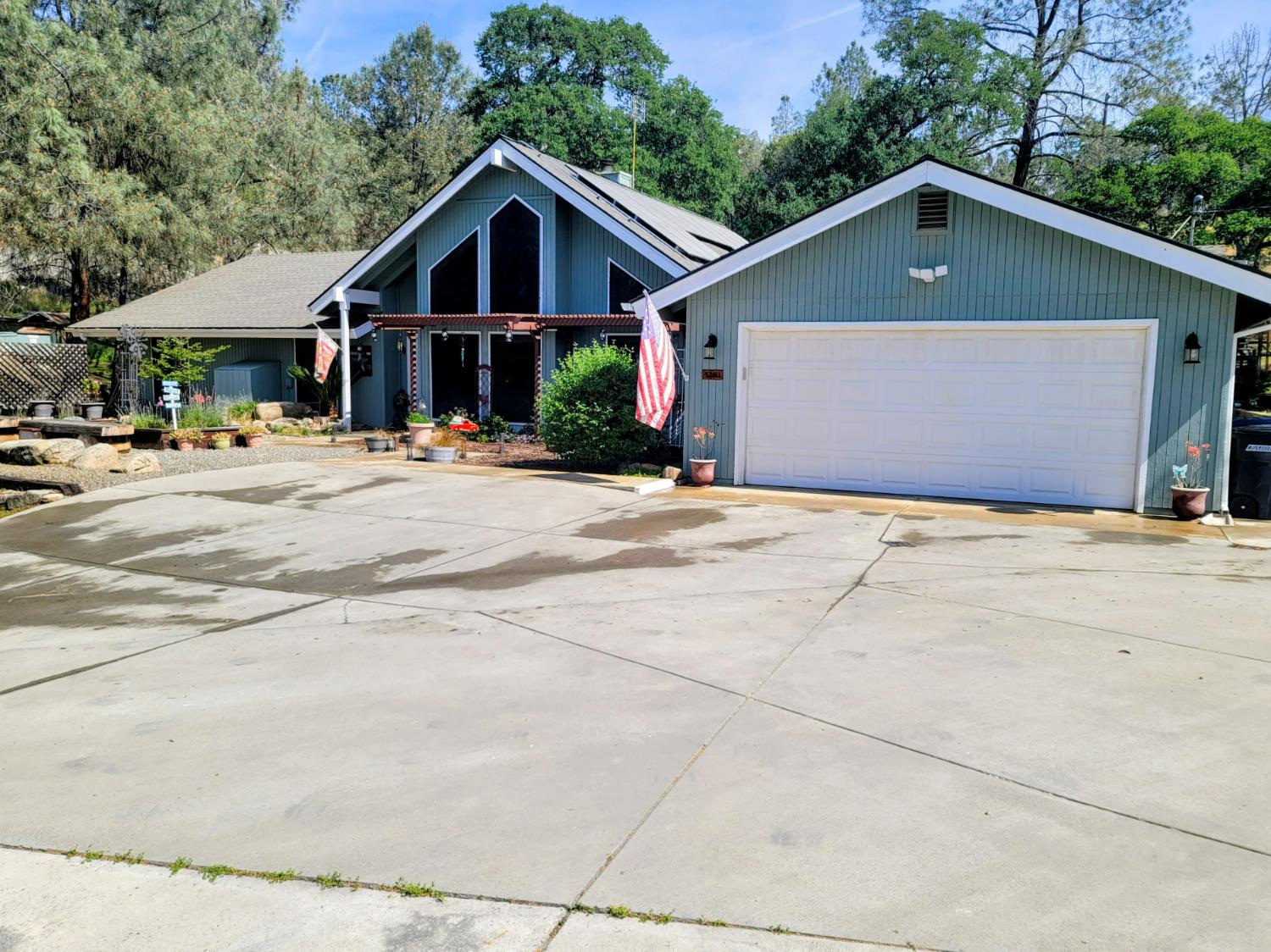 42011 Long Hollow, Coarsegold, CA 93614