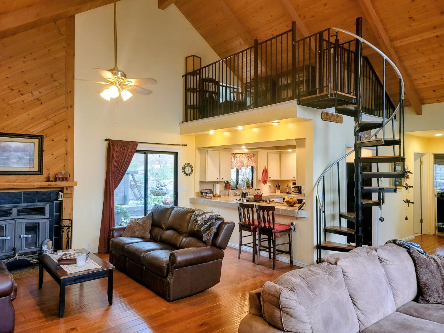 42011 Long Hollow, Coarsegold, CA 93614