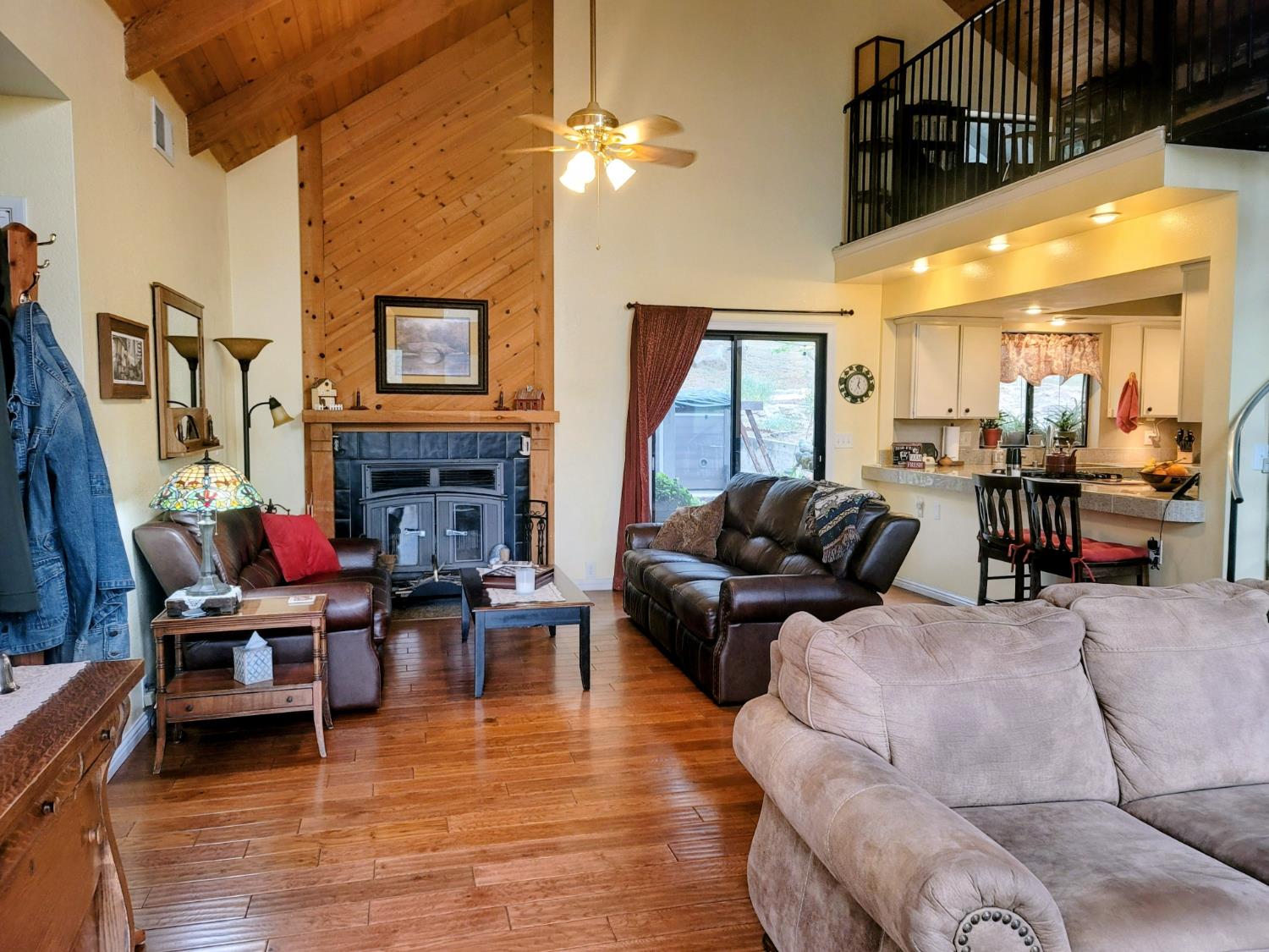 42011 Long Hollow, Coarsegold, CA 93614