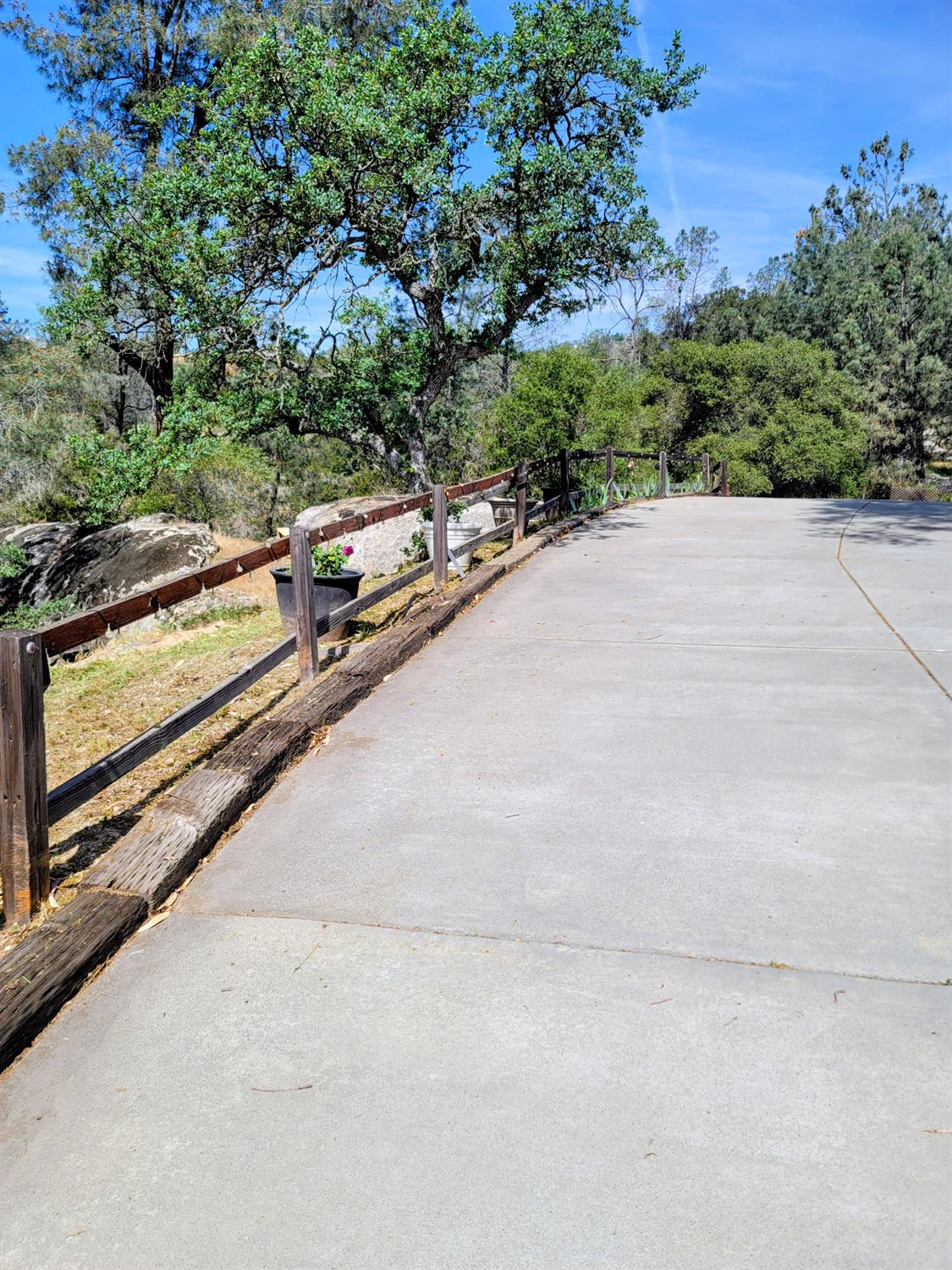 42011 Long Hollow, Coarsegold, CA 93614