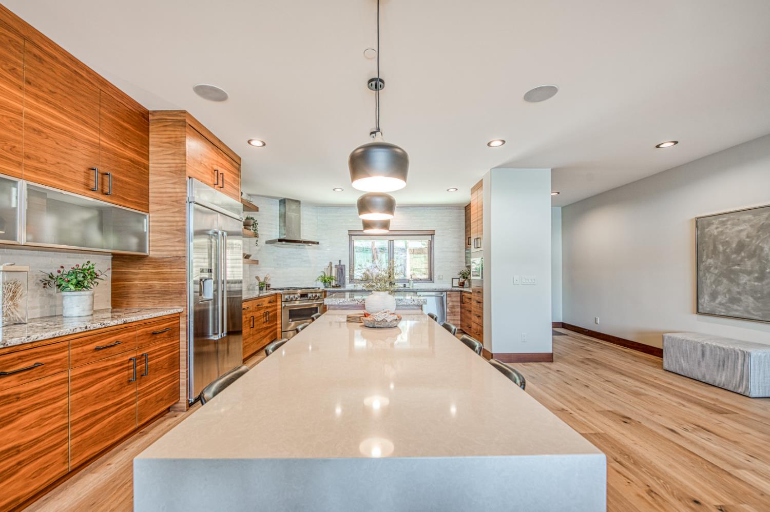 44687 Lakeview, Shaver Lake, CA 93664