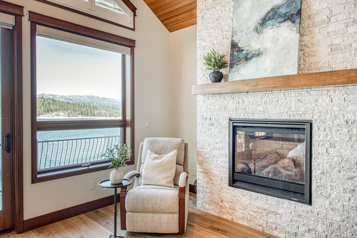 44687 Lakeview, Shaver Lake, CA 93664