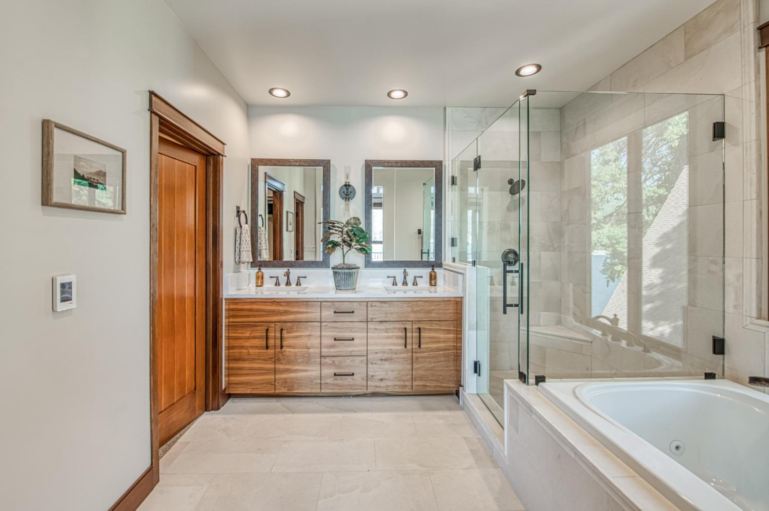 44687 Lakeview, Shaver Lake, CA 93664