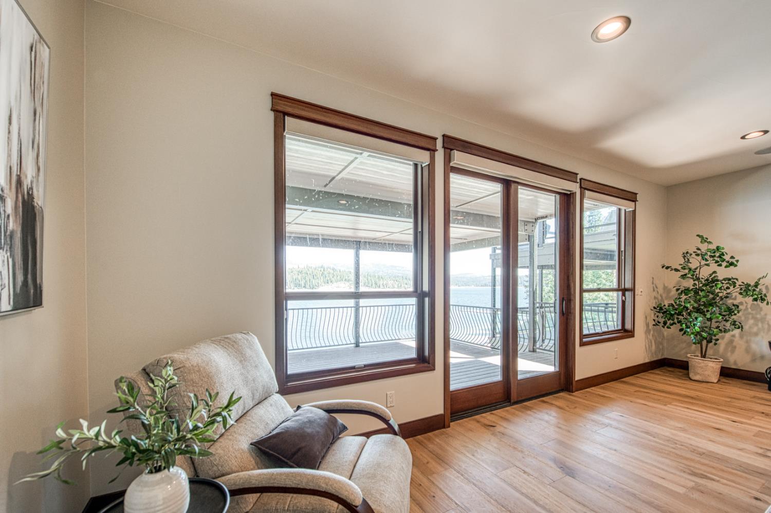 44687 Lakeview, Shaver Lake, CA 93664