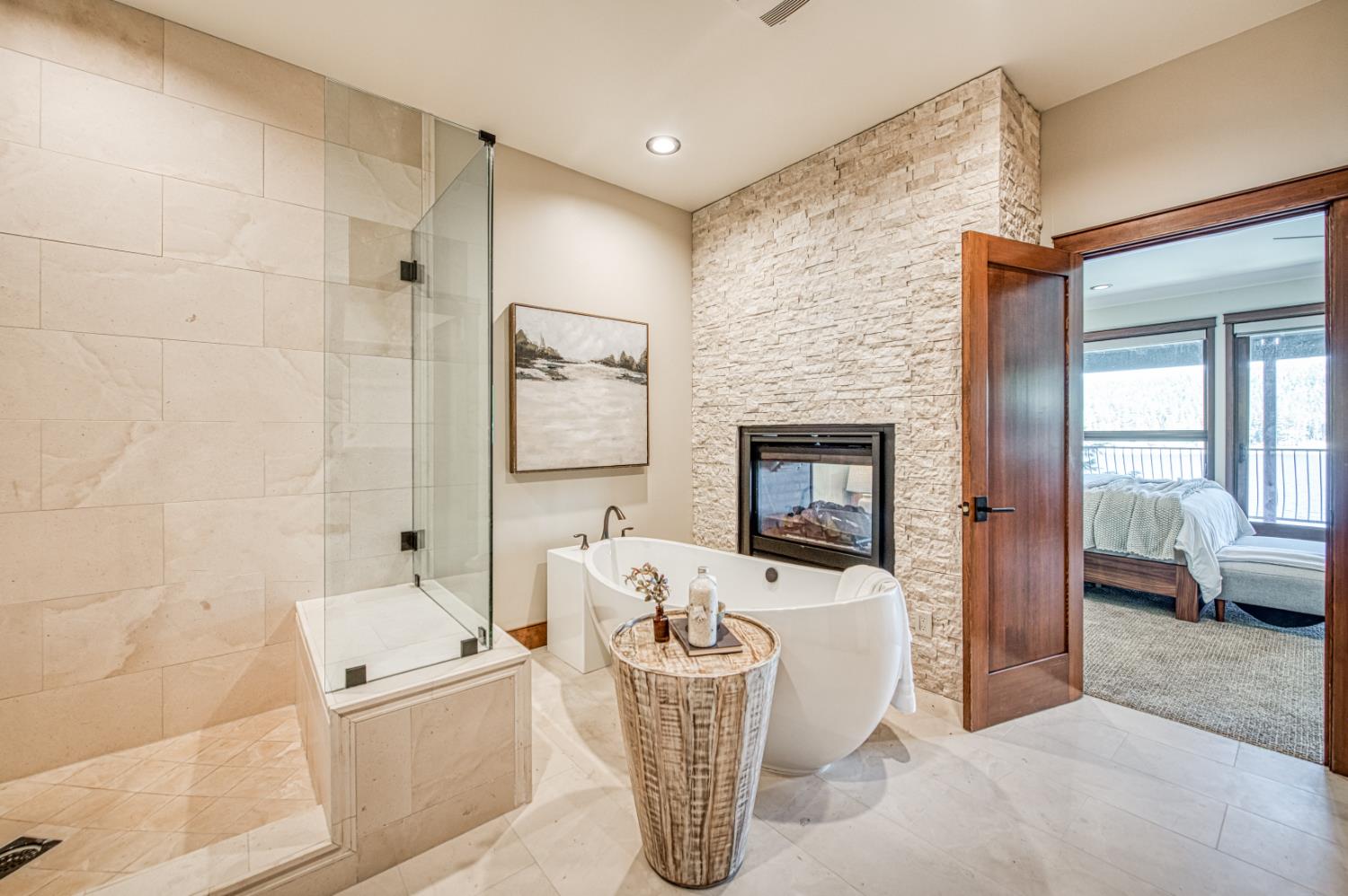 44687 Lakeview, Shaver Lake, CA 93664