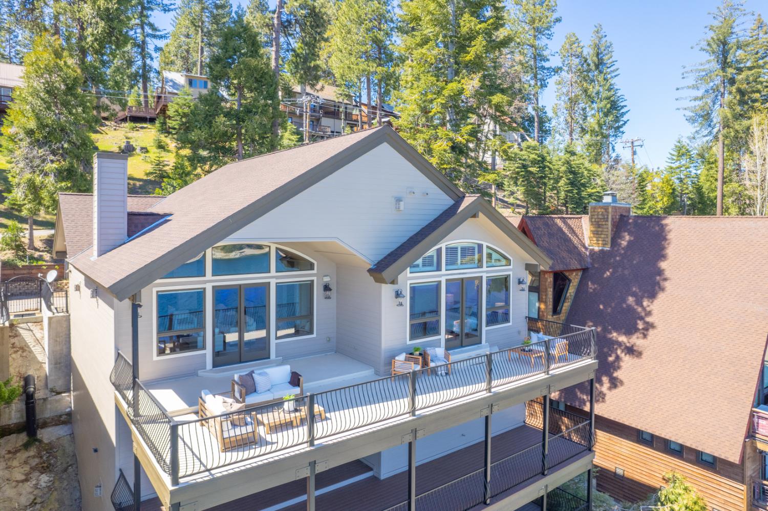 44687 Lakeview, Shaver Lake, CA 93664