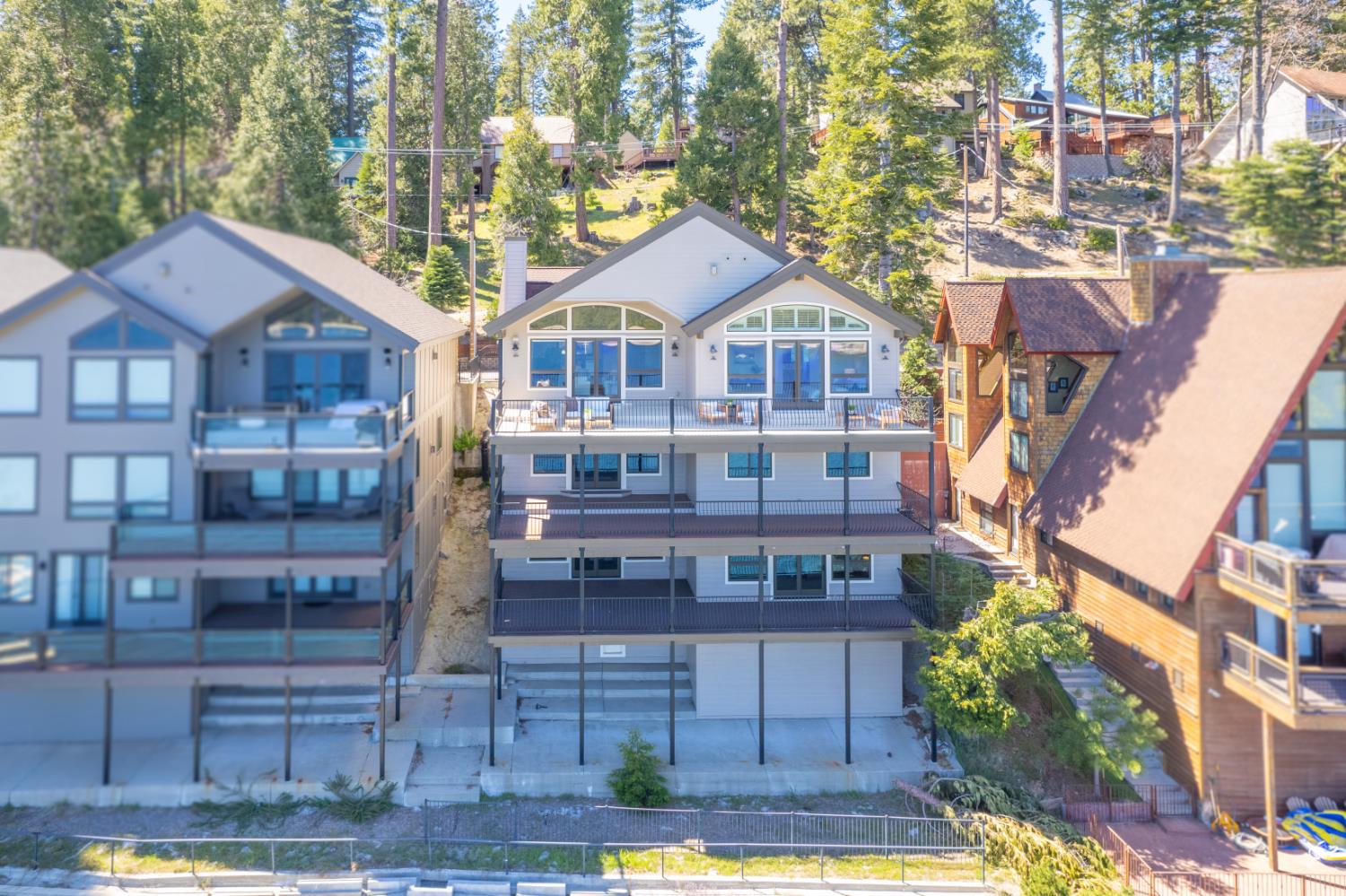 44687 Lakeview, Shaver Lake, CA 93664