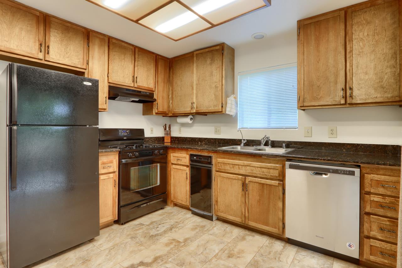 7430 Henness Ridge, Yosemite, CA 95389