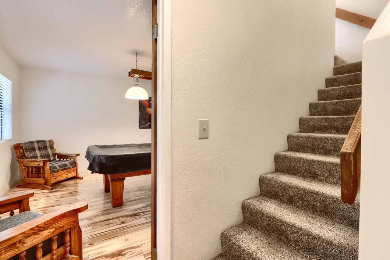 7430 Henness Ridge, Yosemite, CA 95389