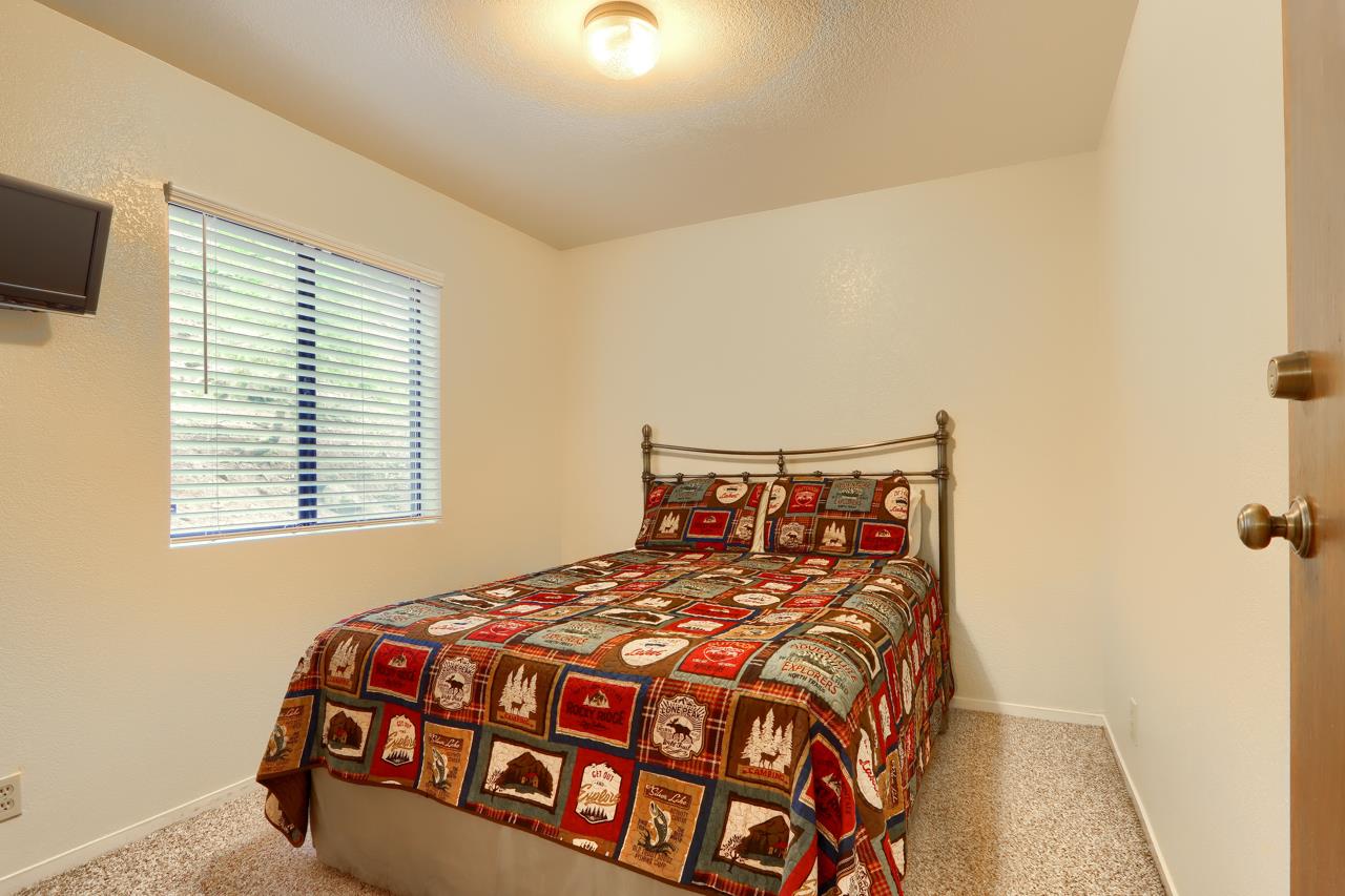 7430 Henness Ridge, Yosemite, CA 95389