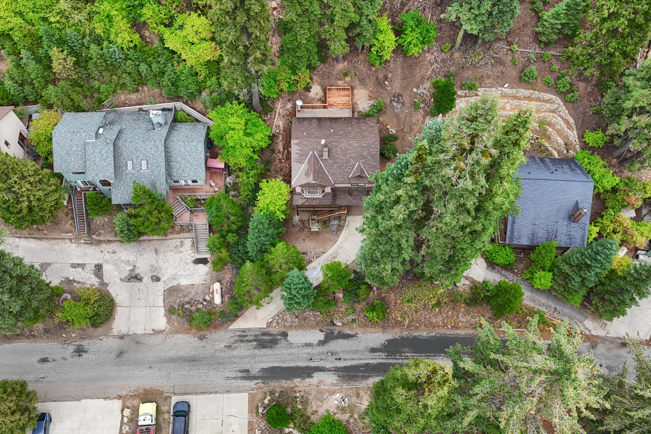 7430 Henness Ridge, Yosemite, CA 95389