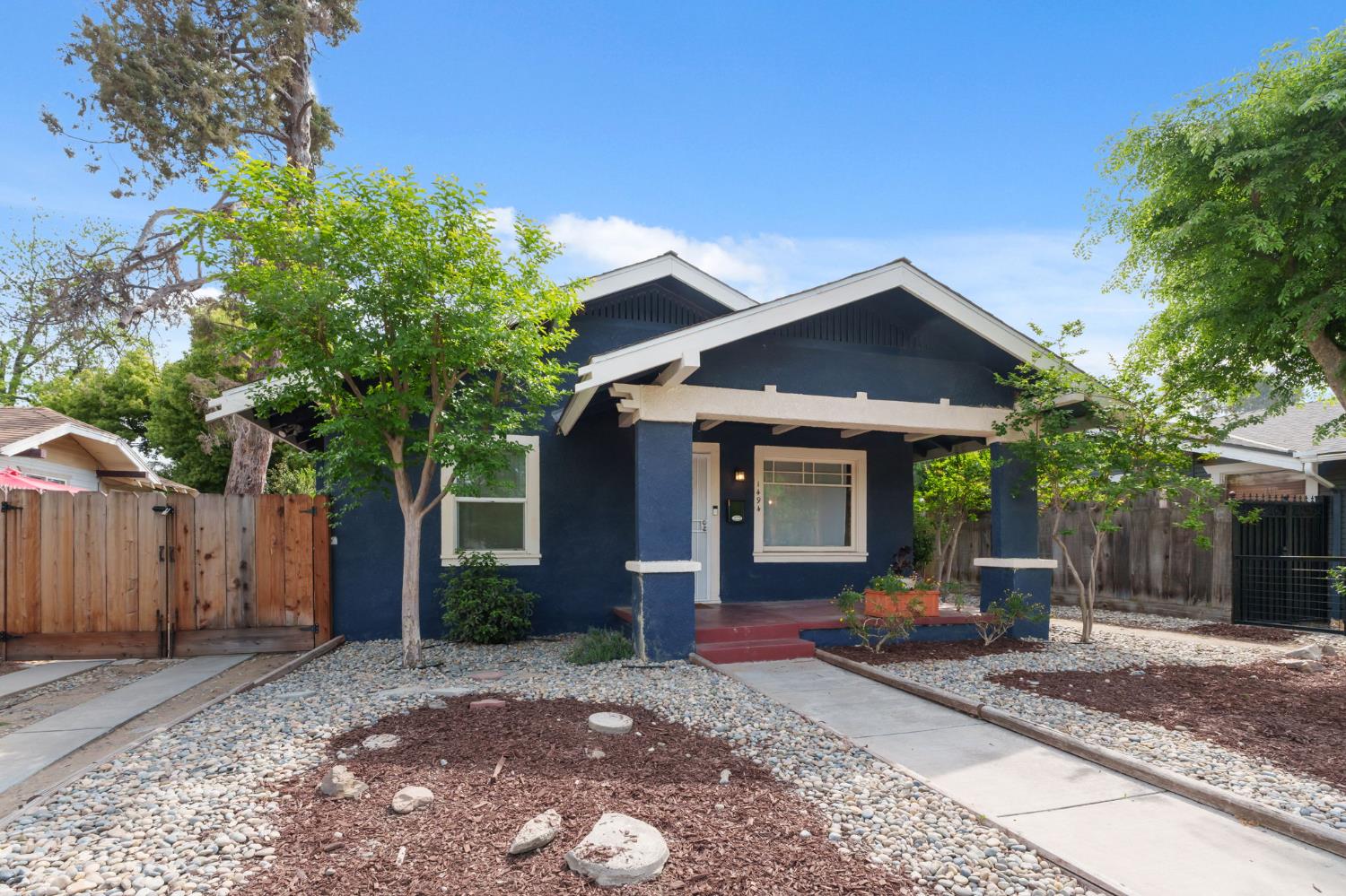 1494 N Wilson Ave, Fresno, CA 93728