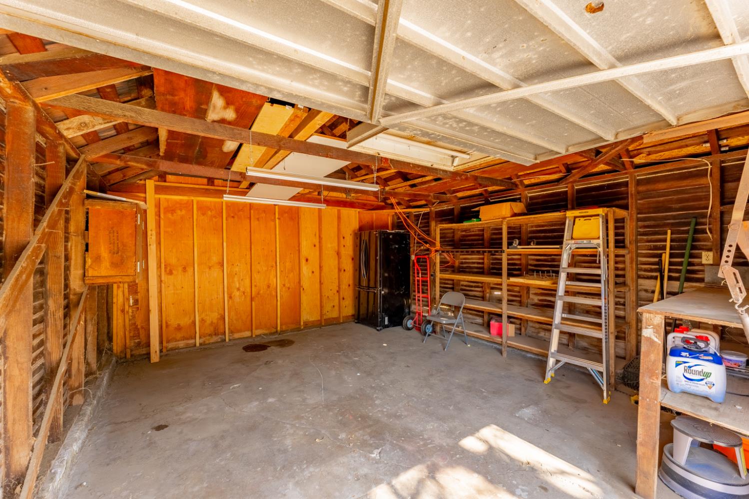 963 N Arthur Ave, Fresno, CA 93728