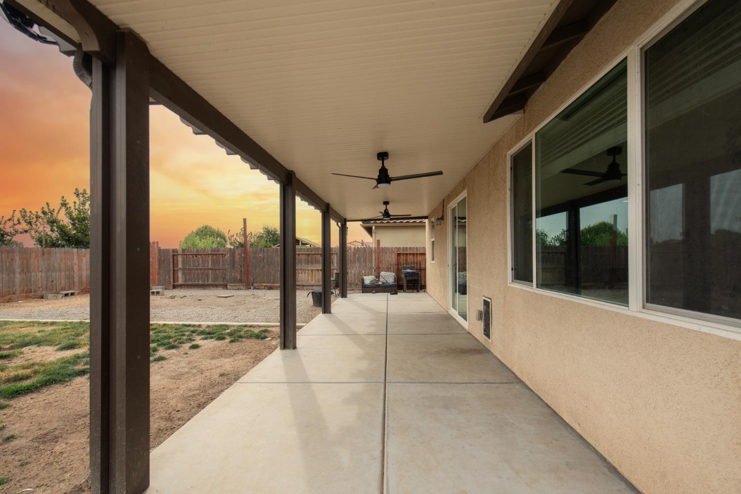 7407 E Vassar Ave, Fresno, CA 93737