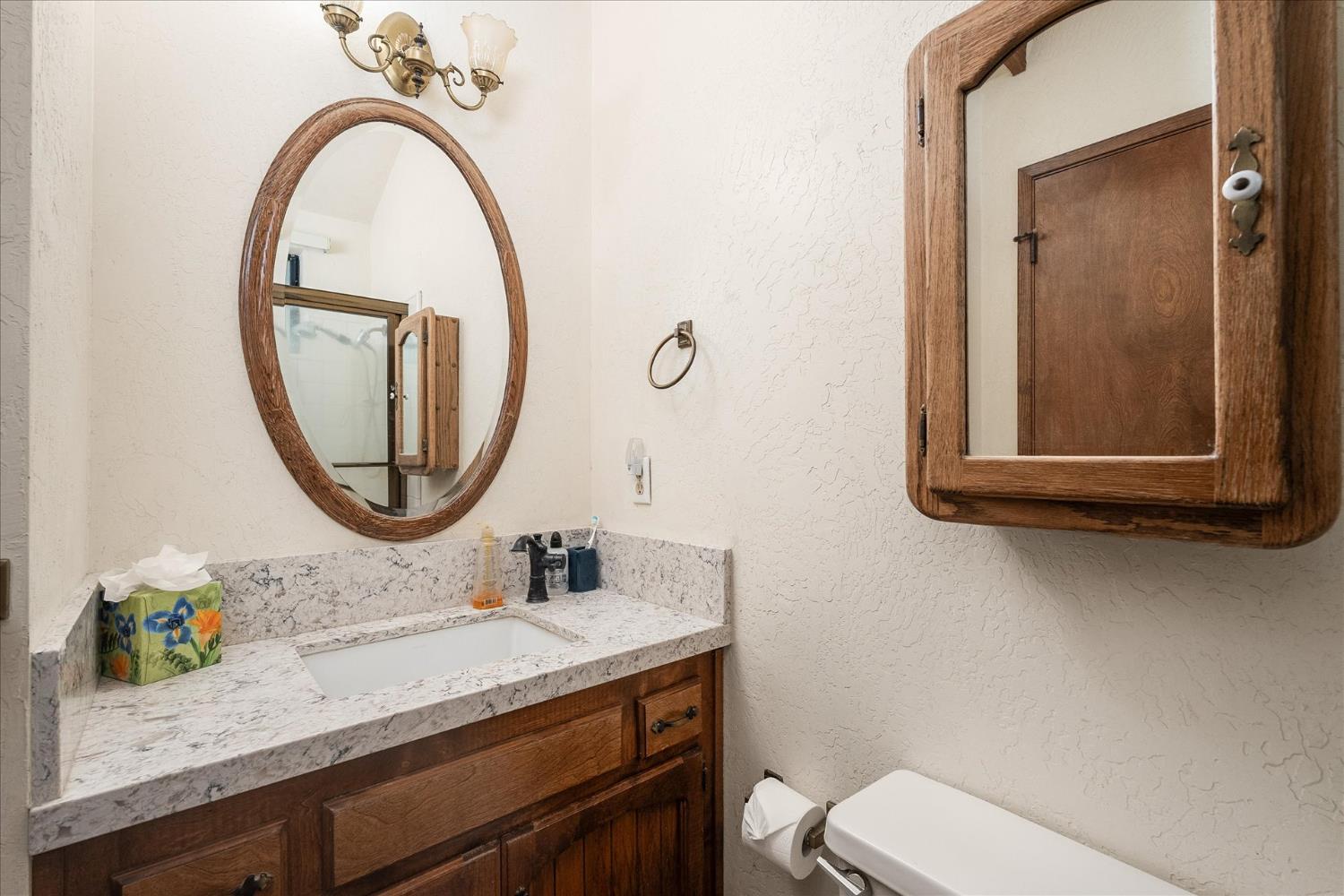 36232 Finegold Creek Dr, North Fork, CA 93643