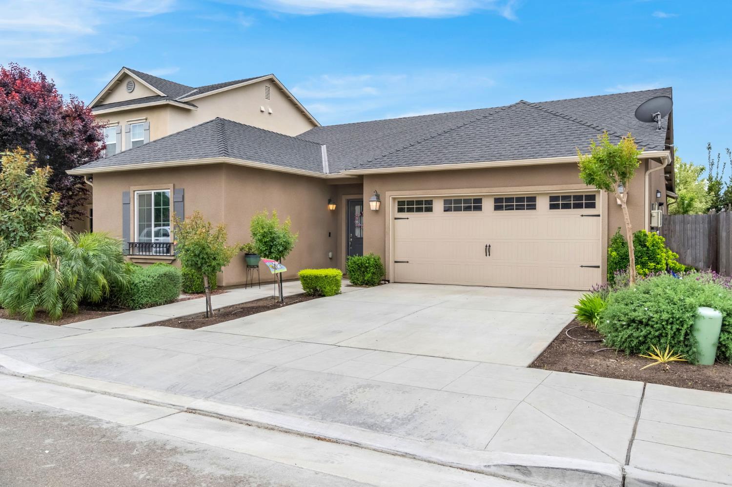 6239 E Fedora Ave, Fresno, CA 93727