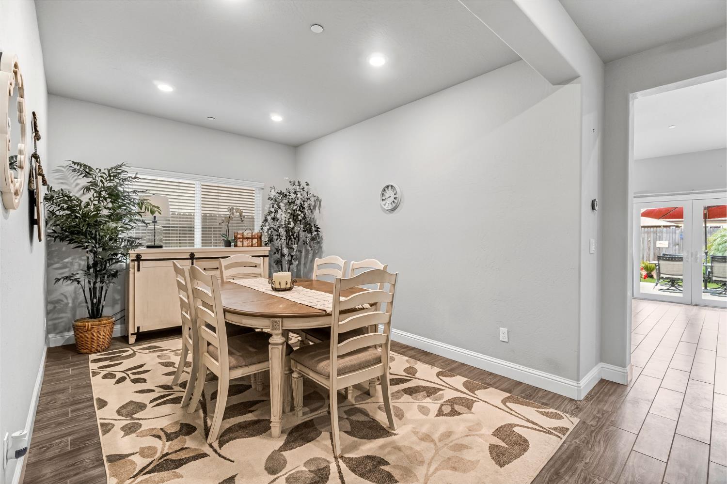 6239 E Fedora Ave, Fresno, CA 93727