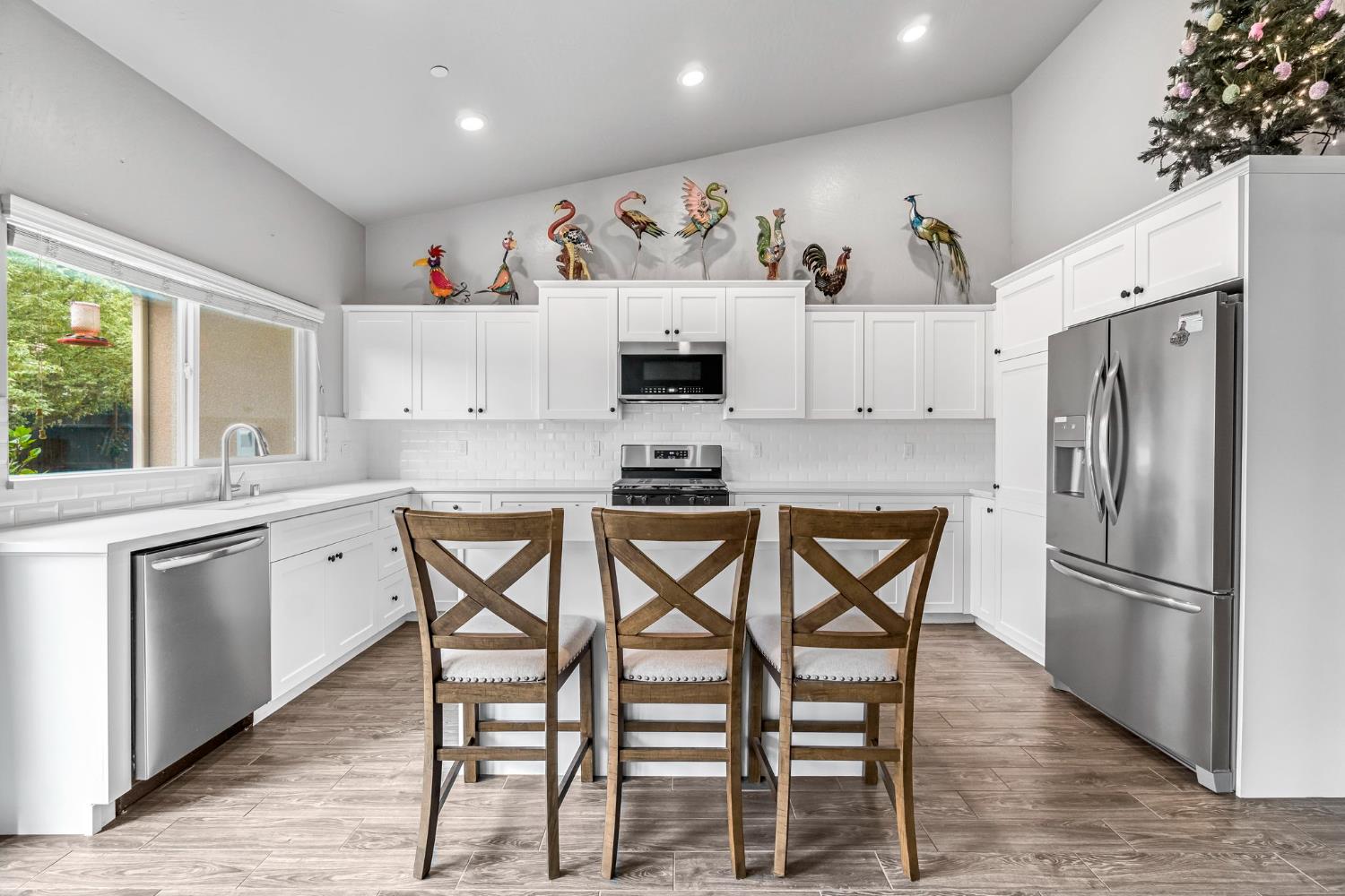 6239 E Fedora Ave, Fresno, CA 93727