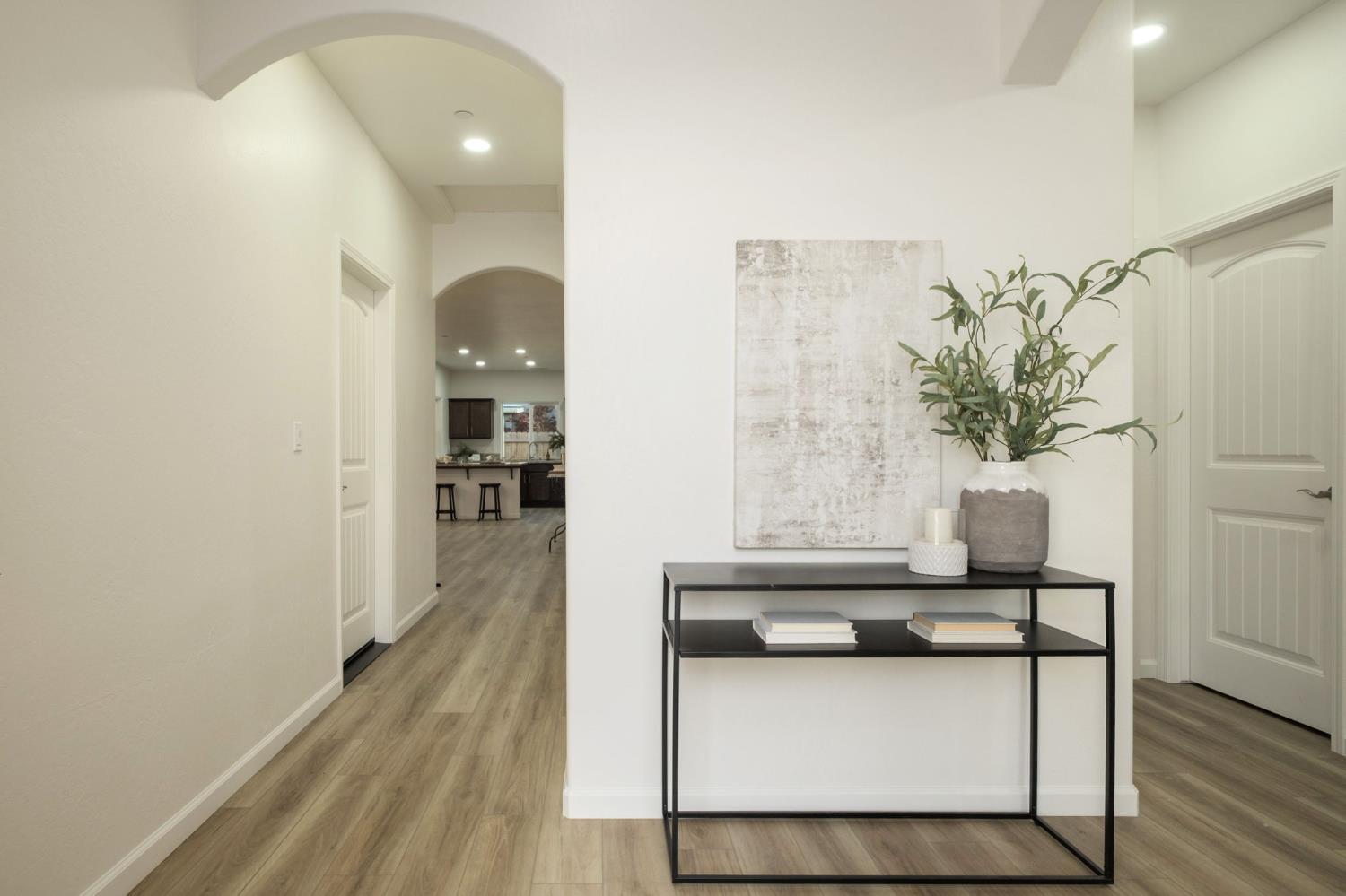 1476 Crimson Way, Dinuba, CA 93618