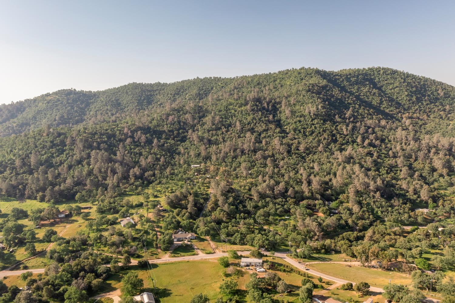 27719 Burrough Valley Rd, Tollhouse, CA 93667
