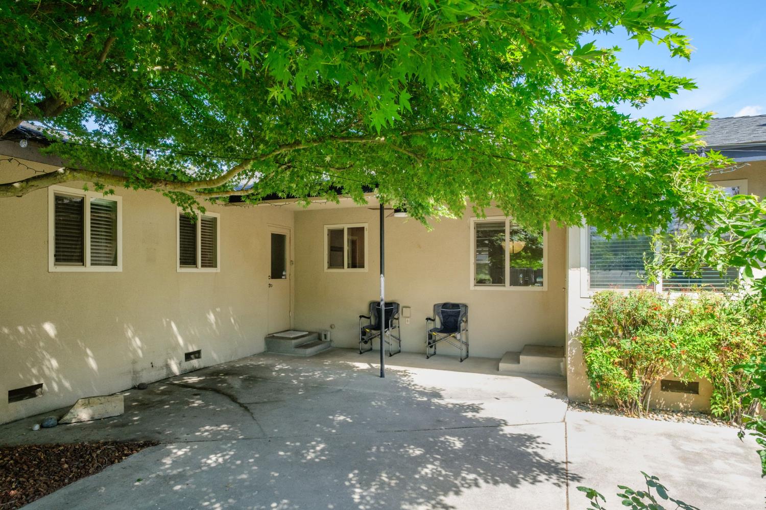 539 E Sample Ave, Fresno, CA 93710