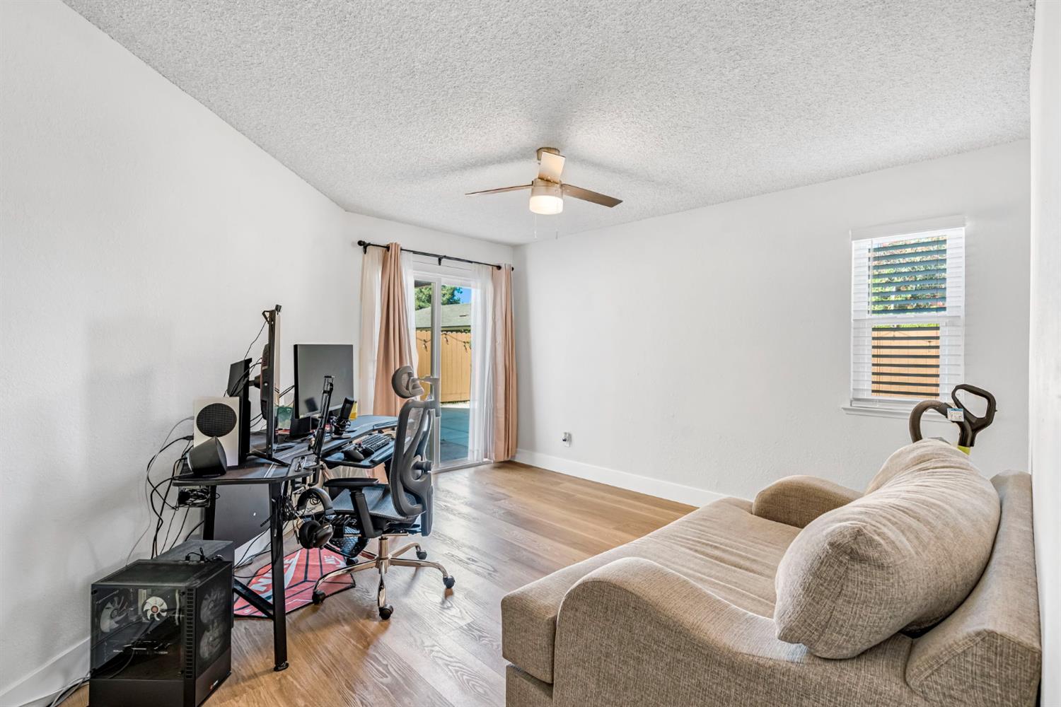 3656 W Harvard Ave, Fresno, CA 93722