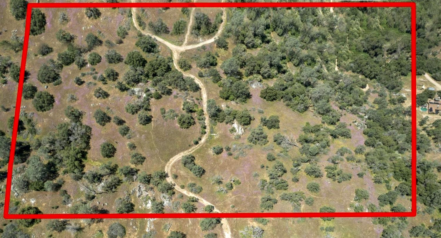 15 Pennyroyal, Prather, CA 93651