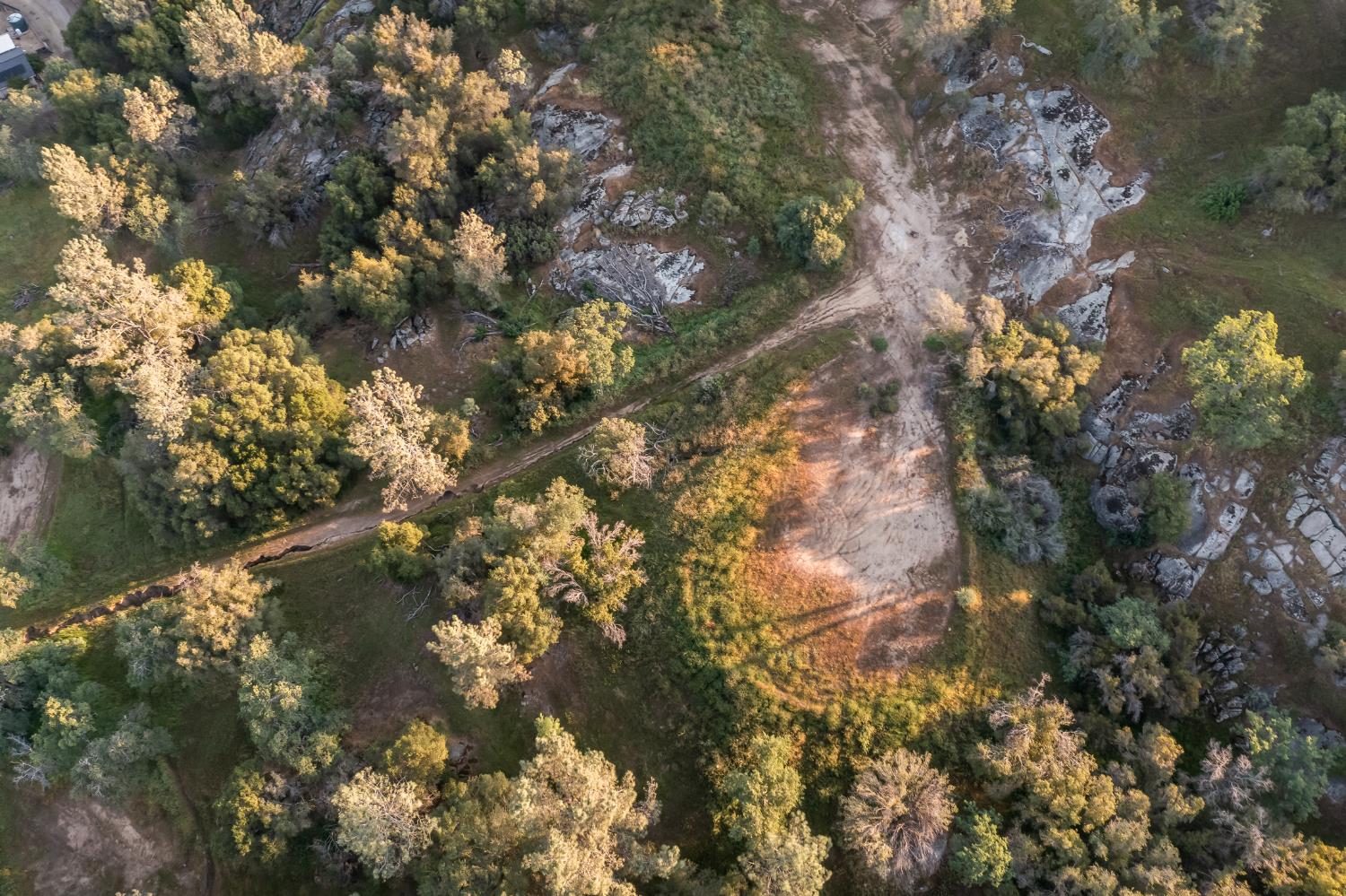 15 Pennyroyal, Prather, CA 93651